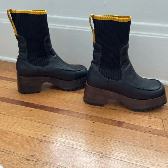 Charlotte Stone Loma Boots - Picture 5 of 6